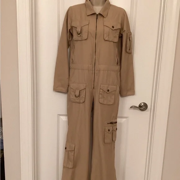 Refuge Kaki Jumpsuit SZM - Picture 10 of 12